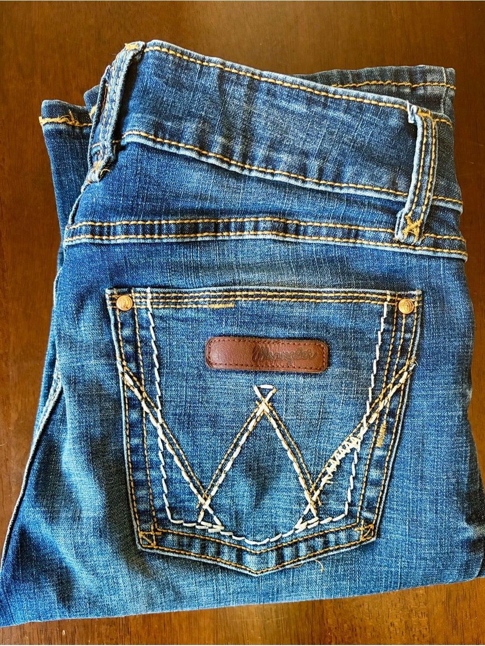 Women’s Wrangler Boot Cut Jeans, Size 9x26